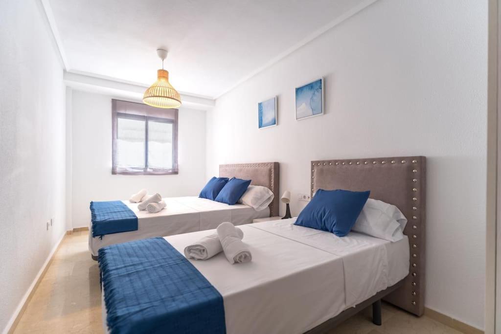 Amplio Apartamento 2 Dormitorios Cerca De La Playa 阿利坎特 外观 照片