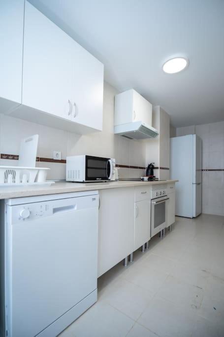 Amplio Apartamento 2 Dormitorios Cerca De La Playa 阿利坎特 外观 照片